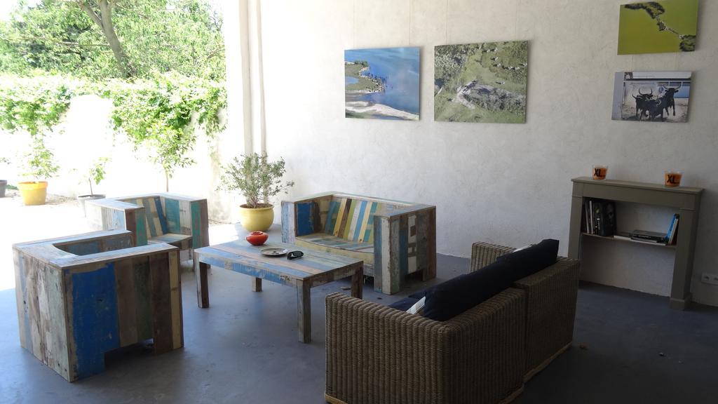Mas De Bouvet En Camargue Bed & Breakfast Albaron ภายนอก รูปภาพ