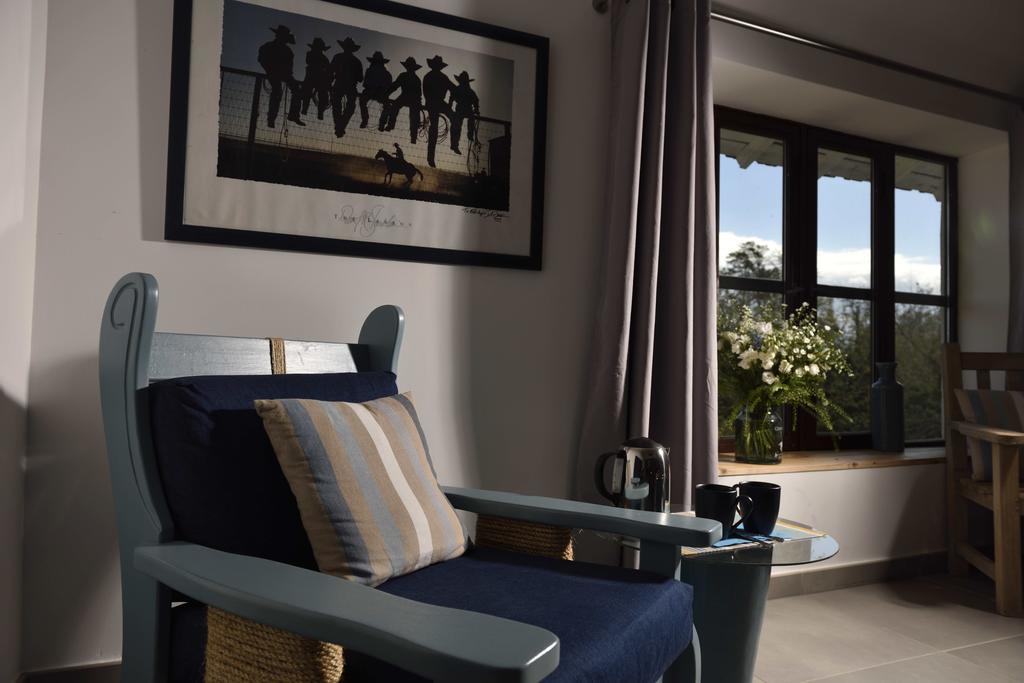 Mas De Bouvet En Camargue Bed & Breakfast Albaron ภายนอก รูปภาพ